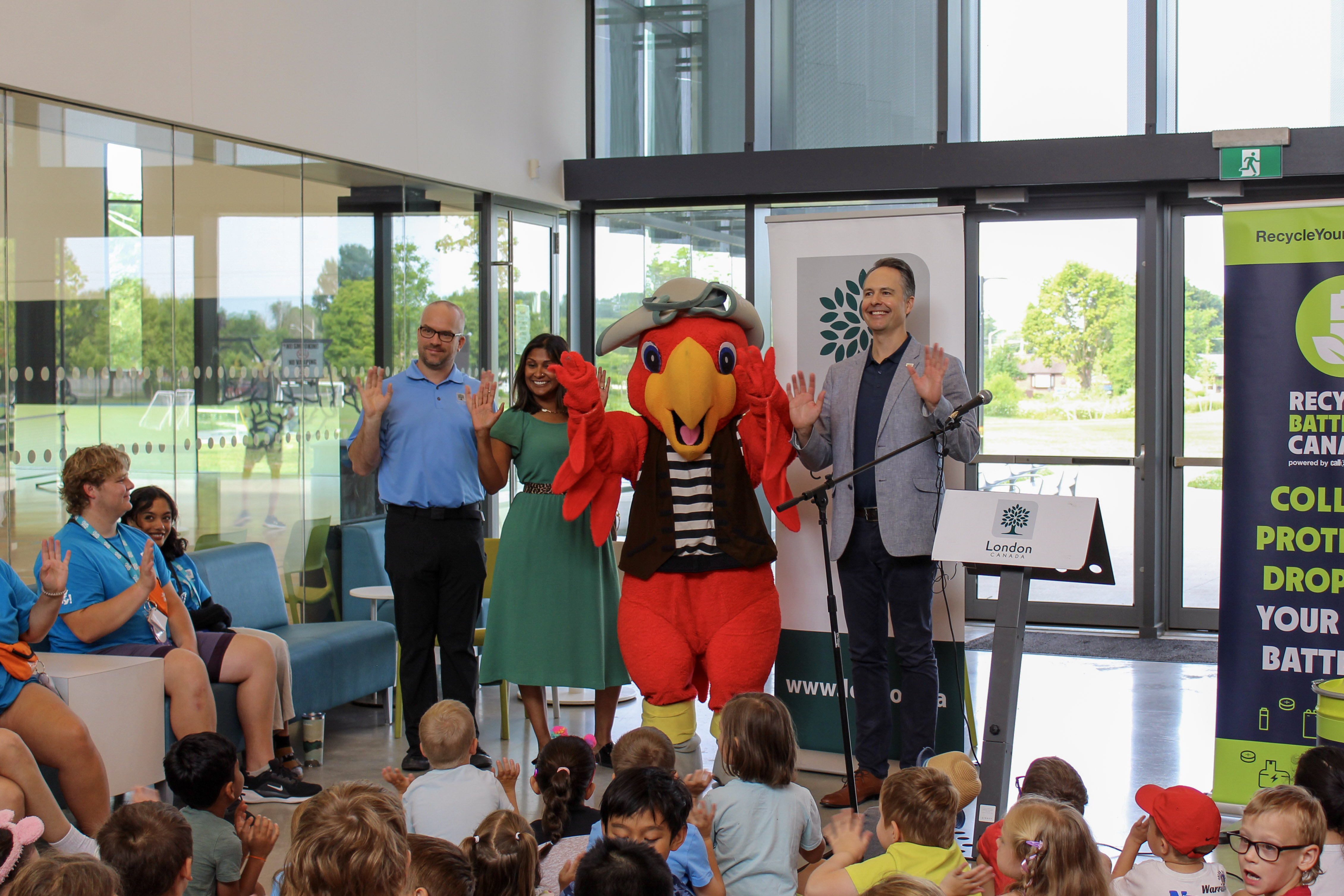 Photo of Chris Green (Manager, Community Centres and Senior Centres, City of London), Councillor Rahman, Pirate Pete and Jon McQuaid (Vice President, Marketing and Communications, Call2Recycle).