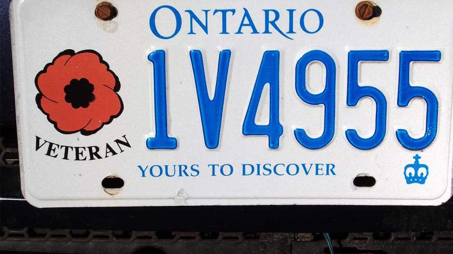 Veteran poppy licence plate