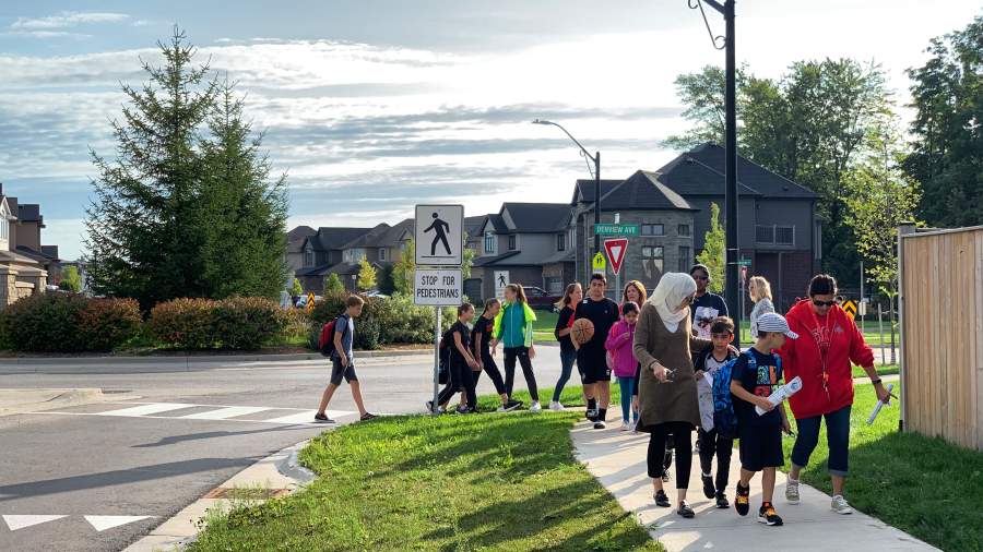 pedestrian crossover in a roundabout in a school zone